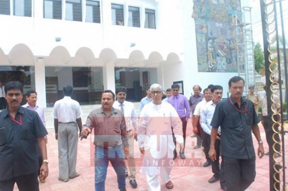 CM Manik Sarkar monitors the work progress of Town hall renovation, order engineers to maintain the quality of the construction work